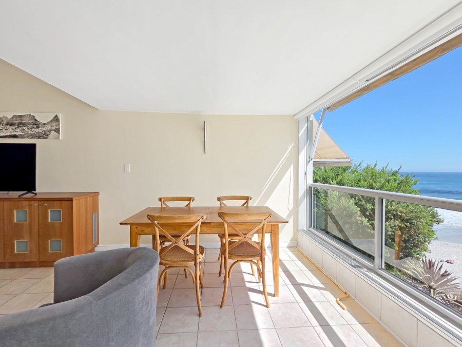 To Let 1 Bedroom Property for Rent in Clifton Western Cape